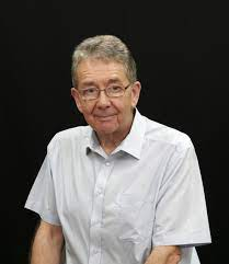 1-در سال 2008 آقای دکتر Peter Hammond در کتاب خود " برده داری، تروریسم و اسلام" مقاله ای جداگانه به نام "چیزی که اسلام نیست" را نوشت که کسی توجه خاصی به آن نکرد. در تحلیلی دقیق، او به نحوۀ رفتار مسلمانان در رابطه با درصد جمعیت ایشان در یک جامعه نوشت که برای ما ایرانیان بسیار آشنا