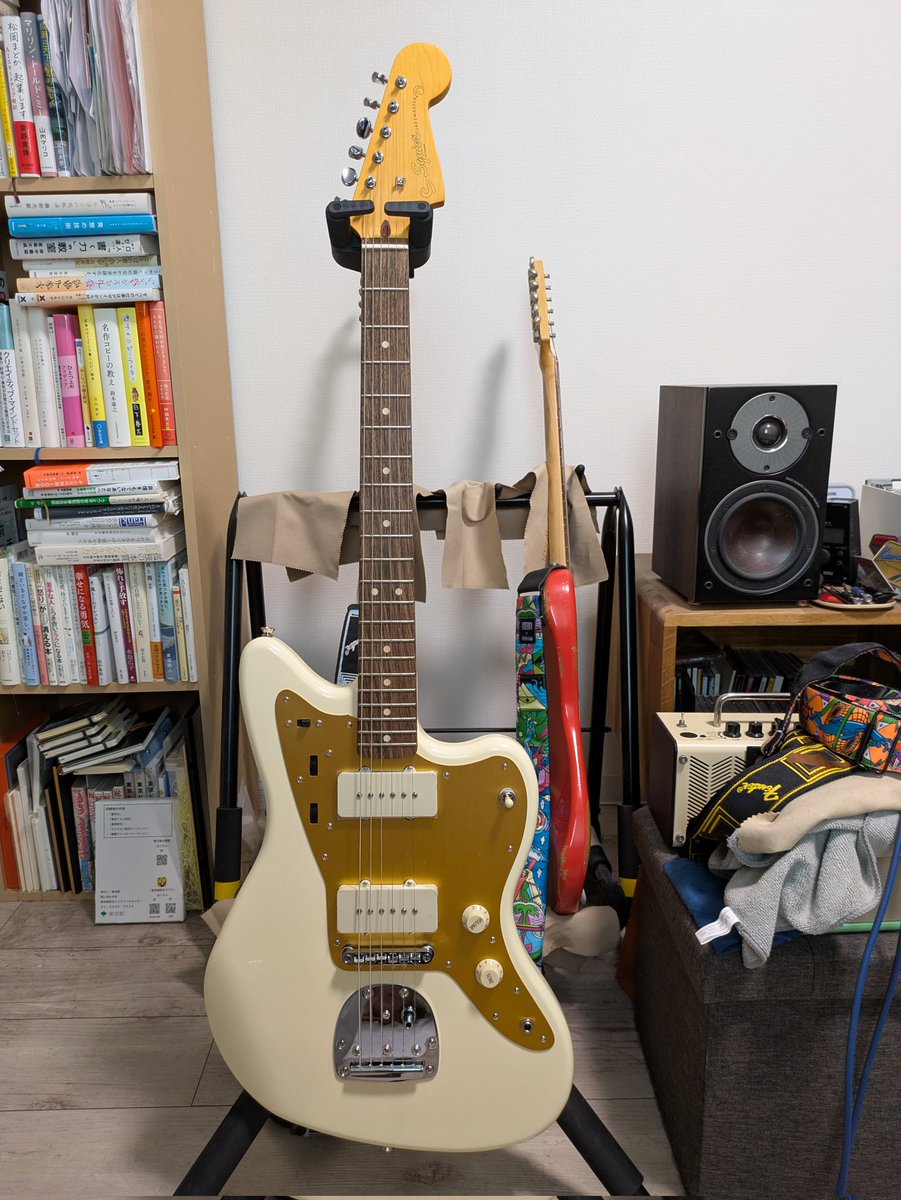 MNG...
Squier J Mascis Jazzmaster☺️