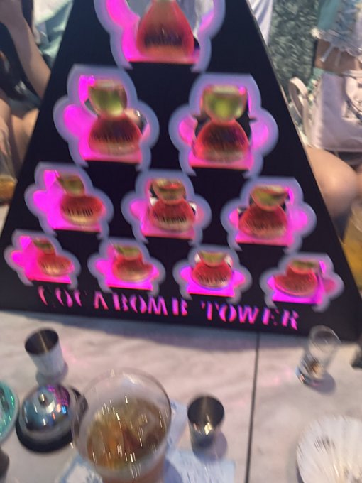 マーメイド　秋葉原コンカフェのツイート