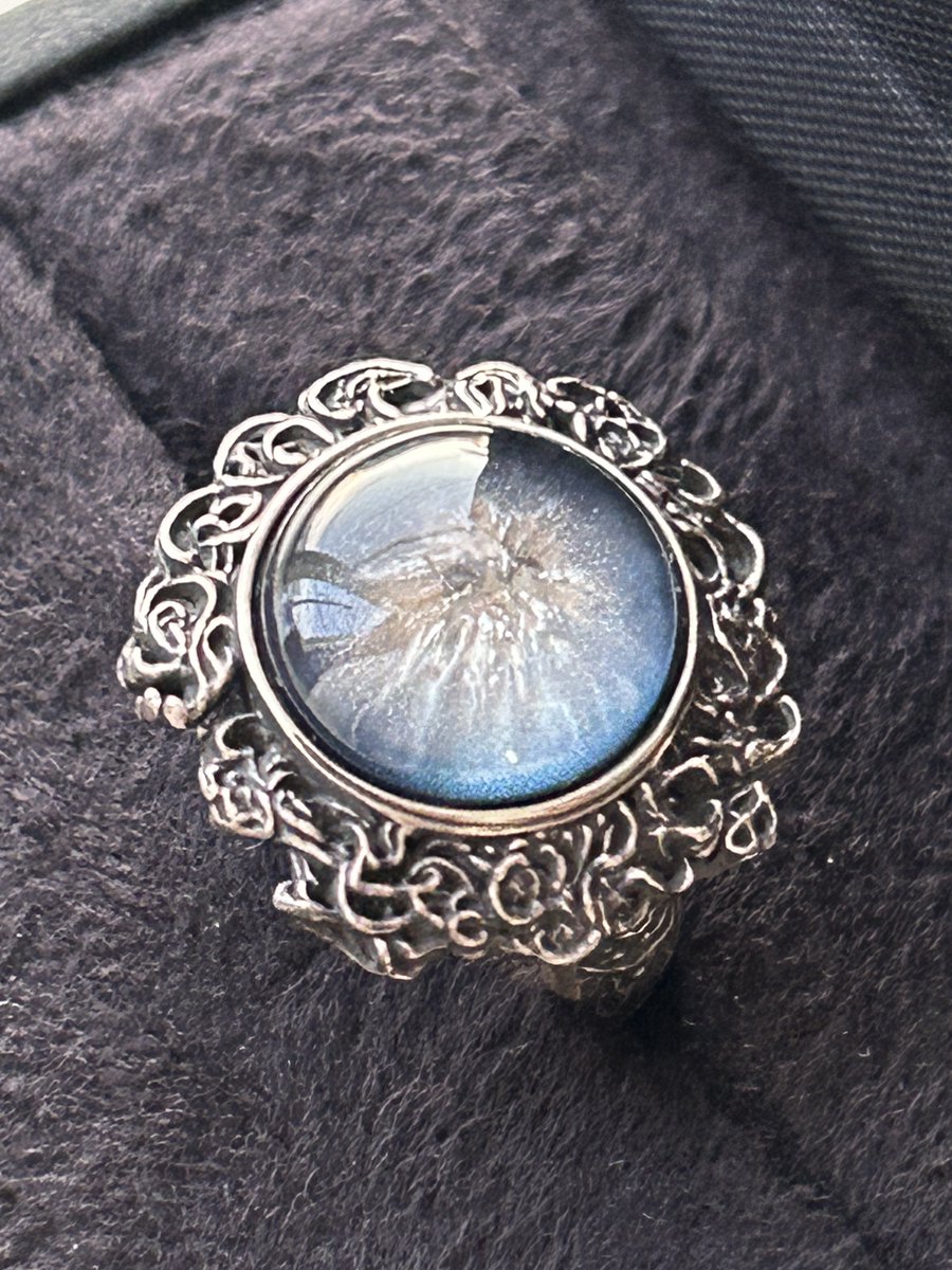 kingyohashioki's tweet image. 🌑💍☺️