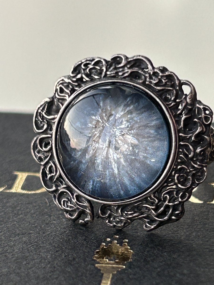 kingyohashioki's tweet image. 🌑💍☺️