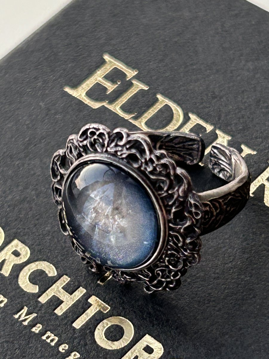 kingyohashioki's tweet image. 🌑💍☺️