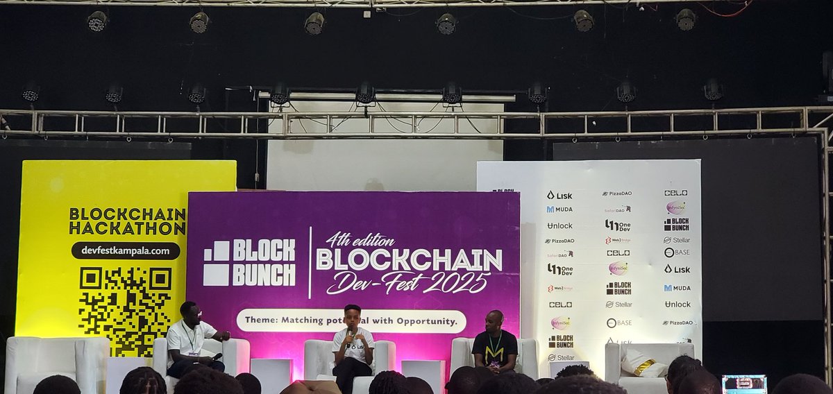 OtemaJoel's tweet photo. Excellent submissions from some of the keynote speakers at the BlockChain Hackathon happening now at MoTIV.
#BlockChainDevfest #DevFestUg25 #TwendeDevfest https://t.co/4Ytet1kzIW