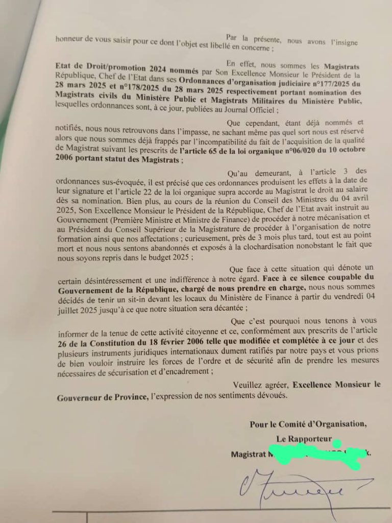 #RDC🇨🇩: « Tout est au point mort, nous nous sentons abandonnés et exposés à la clochardisation » … 2500 nouveaux magistrats  nommés par le Président Félix Tshisekedi décident d’assiéger les locaux du ministère des finances à partir du 04 Juillet pour leur alignement à la paie.