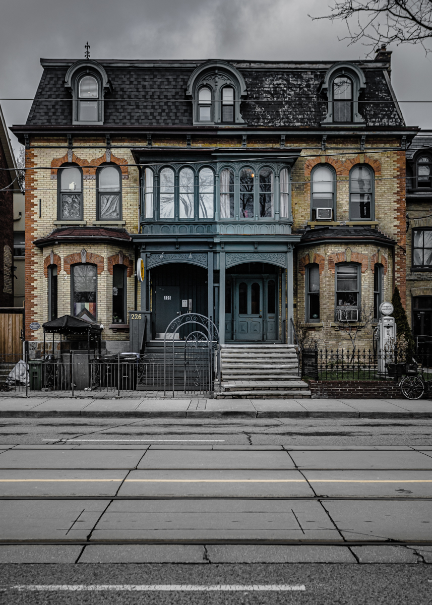 learningcurveca's tweet photo. Carlton Street No 16 Color Version https://t.co/m1saIS20ri #photography #livejournal #originalphotography https://t.co/fa1vGlXLHq