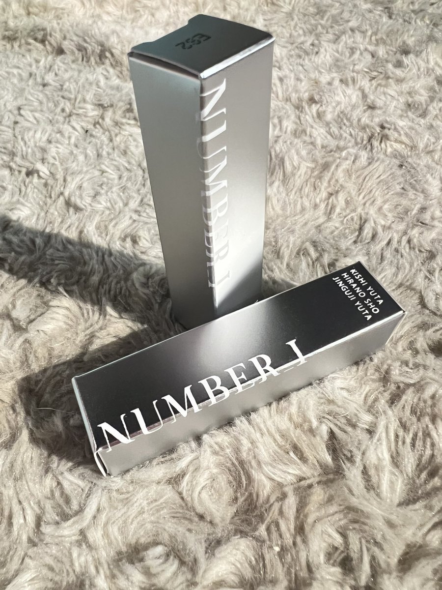 kilika97's tweet image. 職場でも自宅でも使ってるんだけど
丁度、使い切ったところで到着🎉

#Number_i #iLip 💄