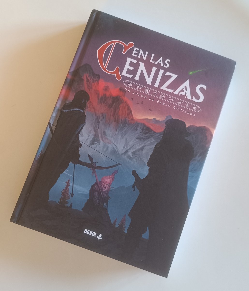 Regalo de santo anticipado: El libro juego "En las Cenizas". Acabo de empezarlo y promete mucho a nivel de mecánicas. 😊