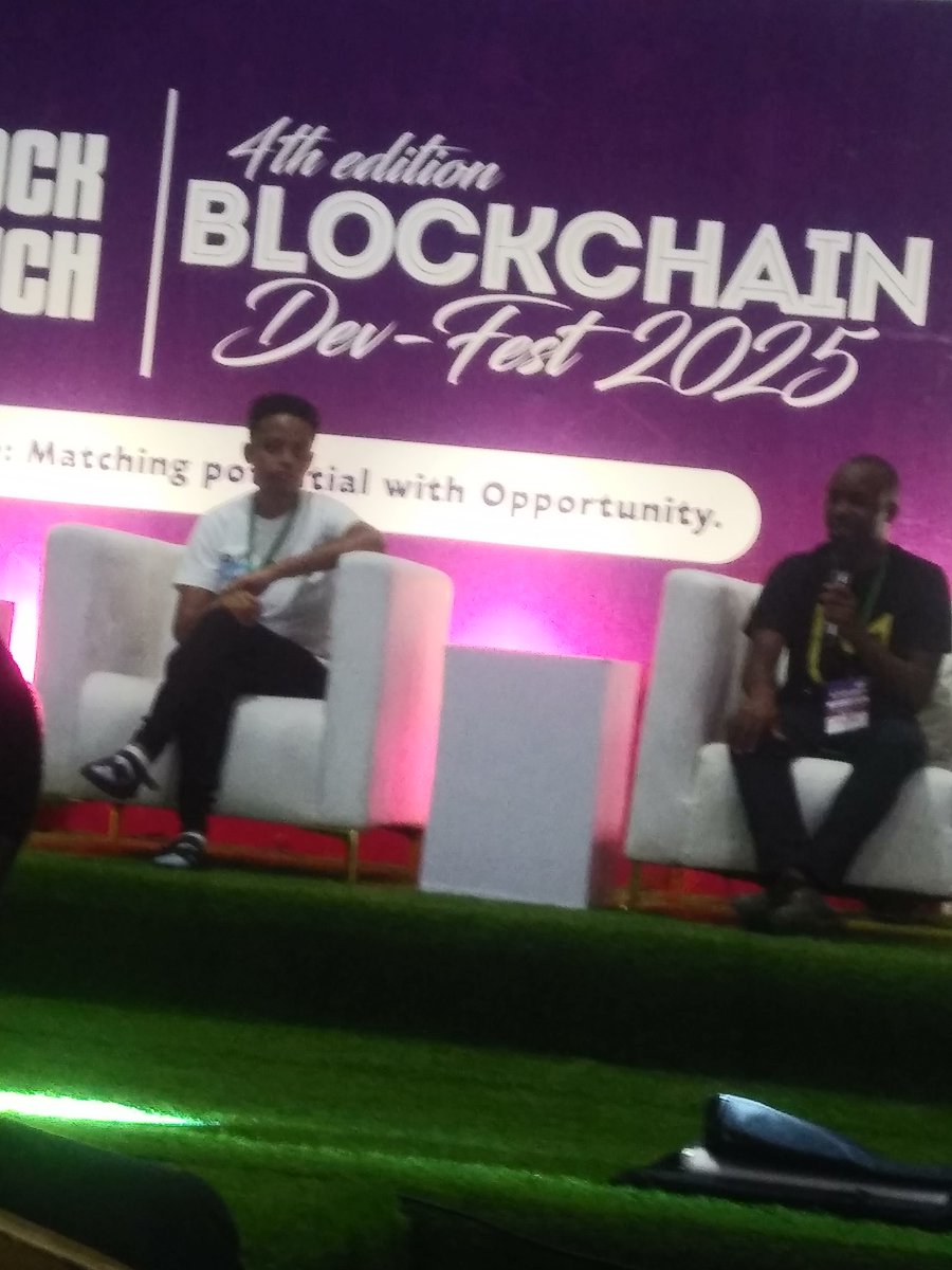 buteramarcel's tweet image. Do you know BLOCKCHAIN?
#BlockChainDevFest
#DevFestUg25
#TwendeDevFest