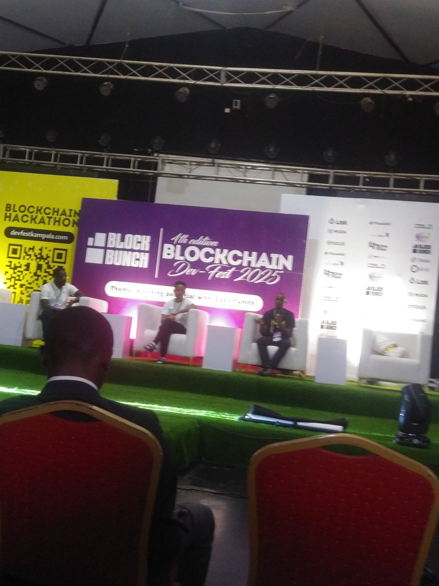 buteramarcel's tweet image. Do you know BLOCKCHAIN?
#BlockChainDevFest
#DevFestUg25
#TwendeDevFest