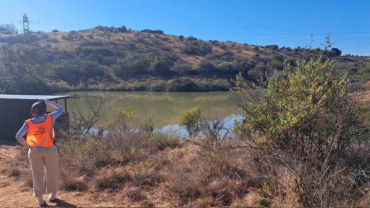 CityofJoburgZA's tweet photo. A beautiful hike along the Kloofendal Nature Reserve trails just before we take a beat to #PauseAndBreathe at 12pm. An encouraging sight reminding us to take care of our environment and minimise plastic waste this #WorldEnvironmentDay2025.
#JoburgCares #CleanAirJozi ^NJ https://t.co/th6pD5MPKp
