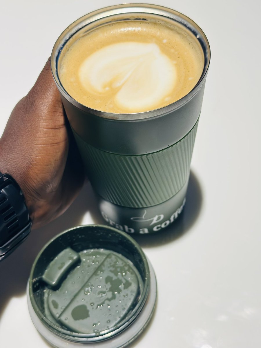 Coming up next: <a href="/AzawiOfficial/">Azawi</a> and to lead into her talk; her music. Of course. 

And a coffee break. 

#GrabACoffee