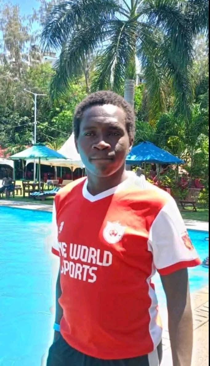 Anto_Meya's tweet photo. The only crime they committed was to patriotically participate in the #june25th protest just like every other patriot around the country. The allegations against them are desperate actions to weaken their morale. #FreeMuthaiga3
#FreeOurComrades
#StopCriminalizingActivists https://t.co/ebZ7ITiGAb