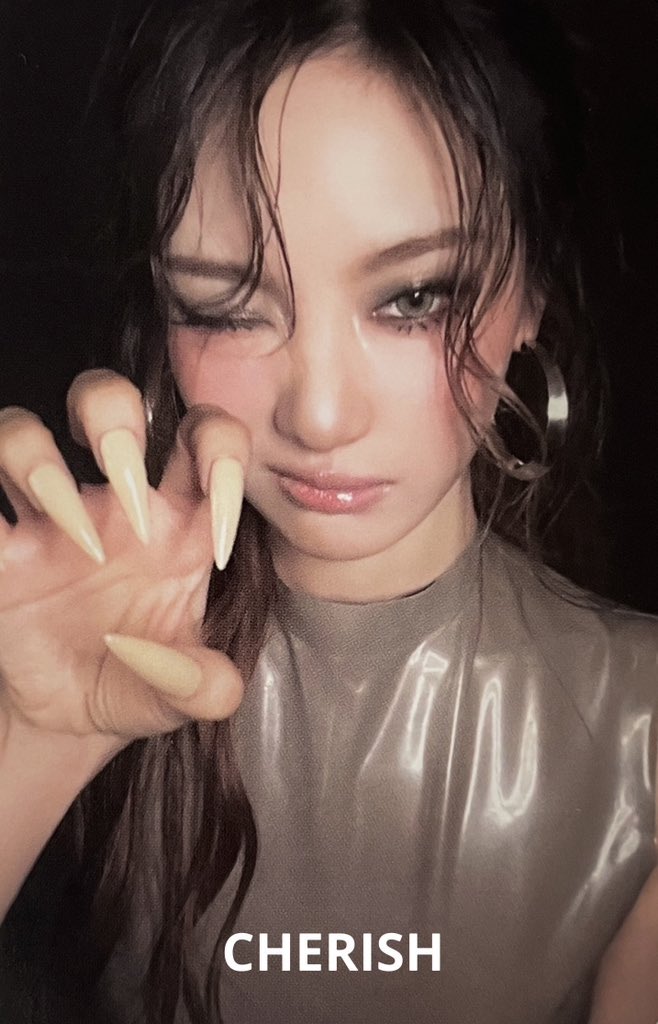 ningningskr's tweet image. THESE ningning pcs