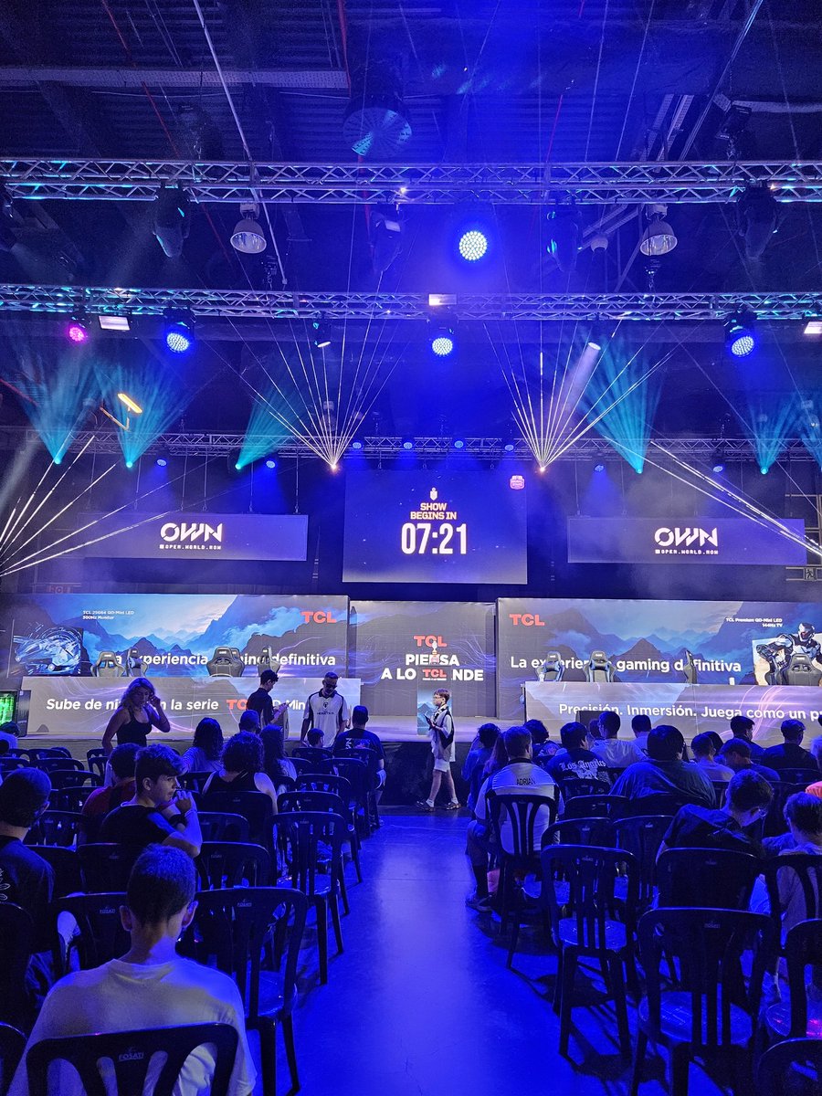 València Innovation Ecosystem (@vlciecosystem) on Twitter photo Si estás por <a href="/Feria_Valencia/">Feria Valencia</a> en <a href="/OpenWorldNowcom/">OWN Fest: Valencia - Zaragoza 2025</a> acércate a este escenario porque en pocos minutos empieza un evento único en en España, #BrawlStars. Algunos de los mejores jugadores del mundo compiten aquí y ahora. En Valencia y en 3, 2, 1... Si estás por <a href="/Feria_Valencia/">Feria Valencia</a> en <a href="/OpenWorldNowcom/">OWN Fest: Valencia - Zaragoza 2025</a> acércate a este escenario porque en pocos minutos empieza un evento único en en España, #BrawlStars. Algunos de los mejores jugadores del mundo compiten aquí y ahora. En Valencia y en 3, 2, 1...