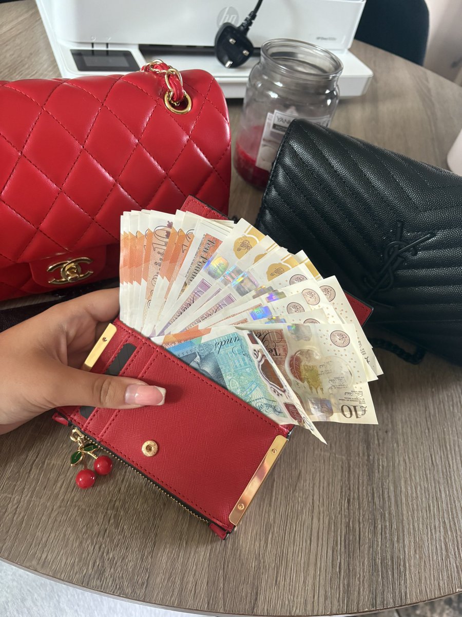 full purse,ALWAYS👸🏼👸🏼
