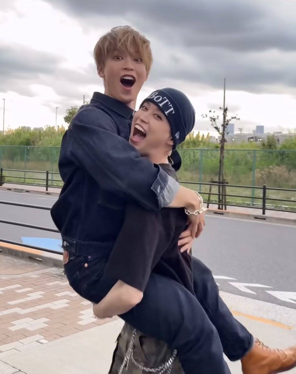 白岩瑠姫に出会えて良かった🙂‍↕️
全ケミ素晴らしいから.........
瑠姫くんといる木全って🤦🏻‍♀️🤦🏻‍♀️🤦🏻‍♀️🤦🏻‍♀️