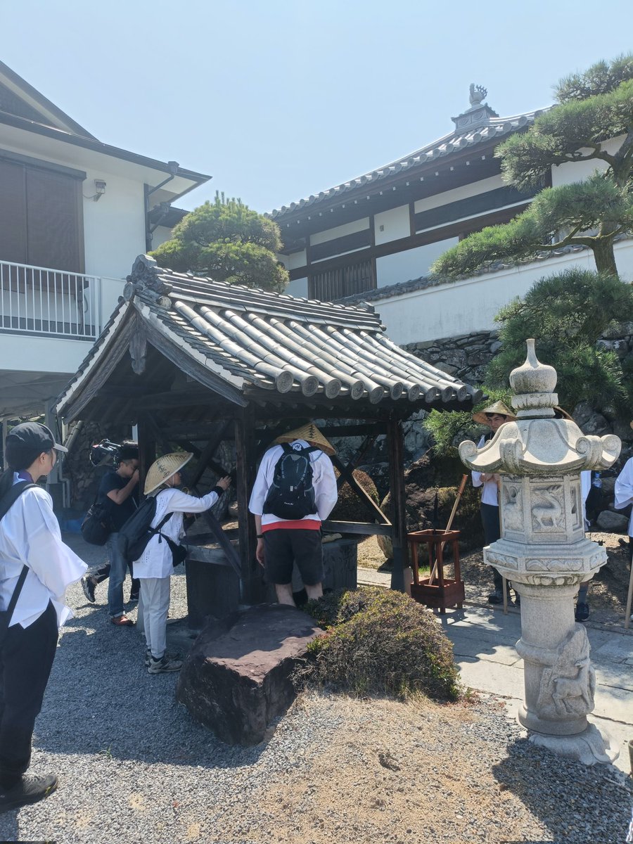 cryingL1fe's tweet image. Did the #henroexperience today! It&apos;s a part of the #shikokupilgrimage. It&apos;s a wonderful experience! 😁 It was my 2nd time and this time we only walked 8km because of heat stroke warnings. We visited 2 temples. Can&apos;t wait to do it again!
 #Japan