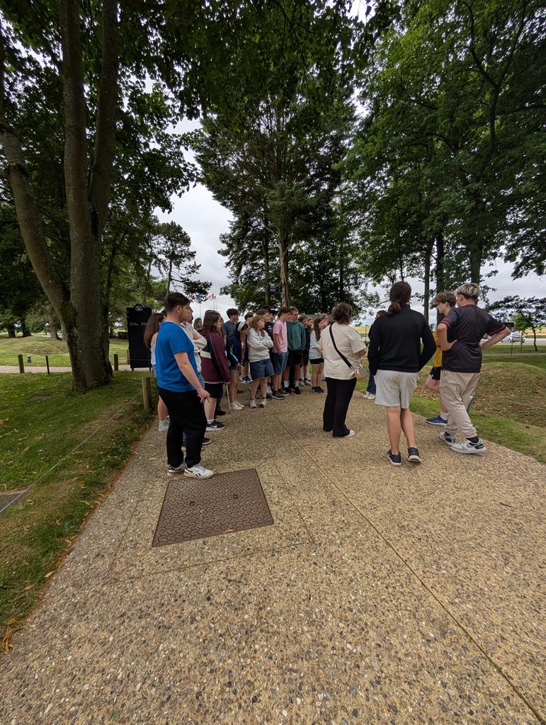 KHSHistoryDept's tweet photo. Second stop was Beaumont Hamel Memorial Park where the Newfoundlanders fought alongside the British at the Battle of the Somme. We learnt about the structure of the trenches, what life was like for the soldier in them, and about the battle that happened there.
@KingHenrySchool https://t.co/pRzRoJM8DZ