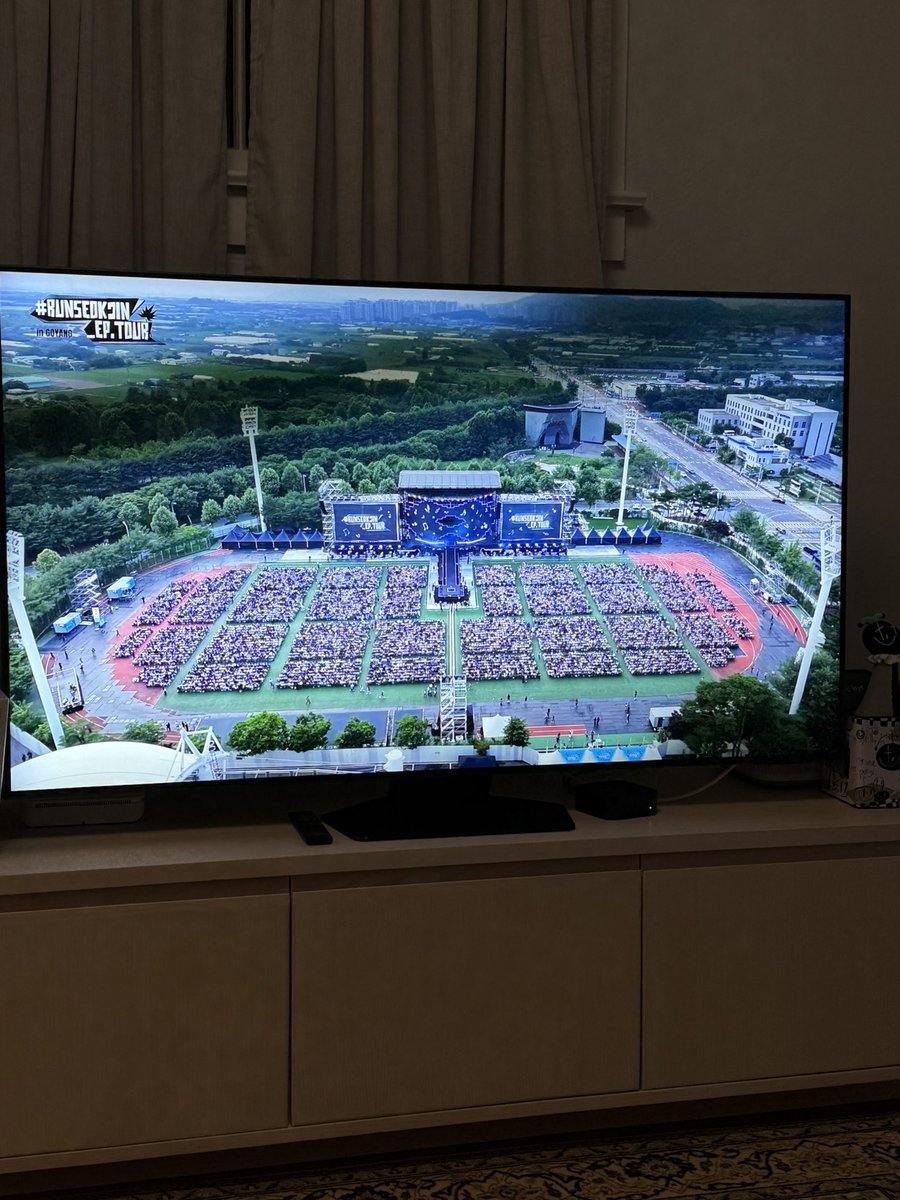 BorahaeJpo's tweet photo. #Jin_TOUR #team3am #apobangpo https://t.co/tCg4xEtY0Z