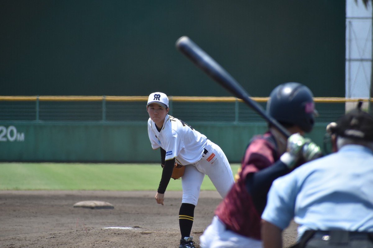 Tigers_Women's tweet image. 本日、第16回女子硬式野球選手権ラッキートーナメント大会(主催:関西女子硬式野球連盟)準決勝において桃山学院大学(以下 桃山学院)と対戦しましたのでお知らせします。
阪神TW 304 000 5 | 12
桃山学院 003 000 0 | 3
試合の詳細はスポナビをご覧下さい💁♀️
sports.yahoo.co.jp/official/detai…