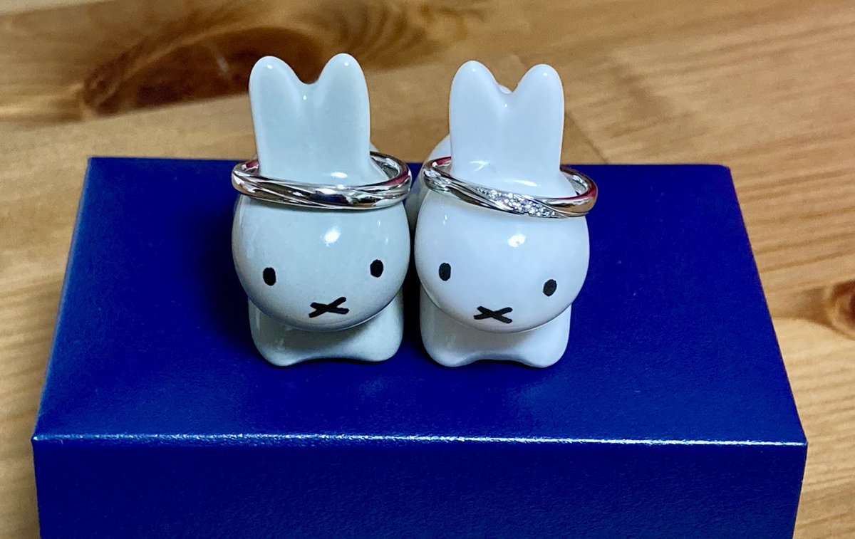 bellzou9's tweet photo. 先日、結婚いたしました！

カプリティオから始まり、マダミスやTRPGへと、人とのご縁が繋がっていった先に今があります。本当にありがとうございます✨

これからも私らしく楽しく元気に歩んでいきたいと思います🔔 https://t.co/Xt6yXmN4A2