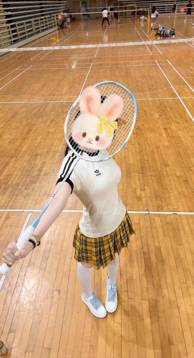 qwae_lcw's tweet image. バドミントン🏸は超ナイスボディー改善運働です😊