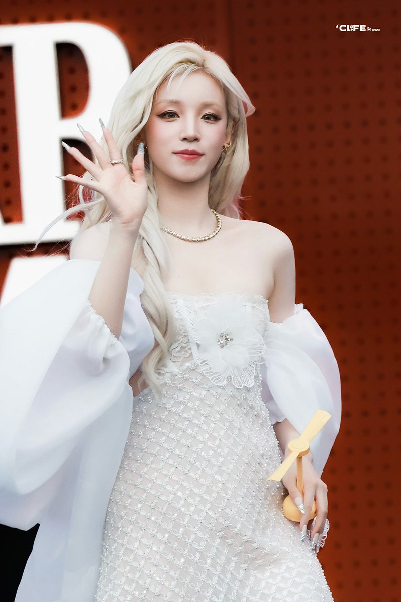 CLFE0923's tweet image. 250628 BAZAAR GALA red carpet
#우기 #YUQI #宋雨琦