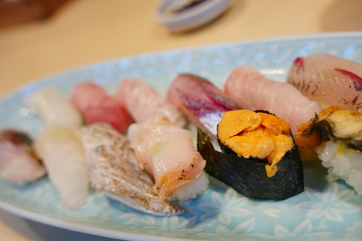 しだもん@コーヒー編集マン (@yirga_chefe) on Twitter photo そろそろ寿司を食べないと死ぬぜ そろそろ寿司を食べないと死ぬぜ