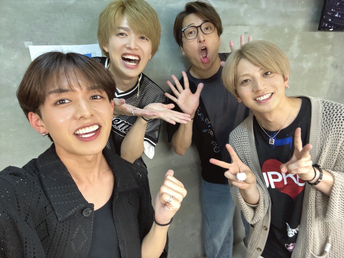reizi_sakagaki's tweet photo. そりパゲスト出演させて頂きました。
今回も沢山笑ったわ〜
めっちゃおもろかったな〜
ありがとうございました。

*帰りにジロ活しちゃった〜 https://t.co/hOt4vaSumE