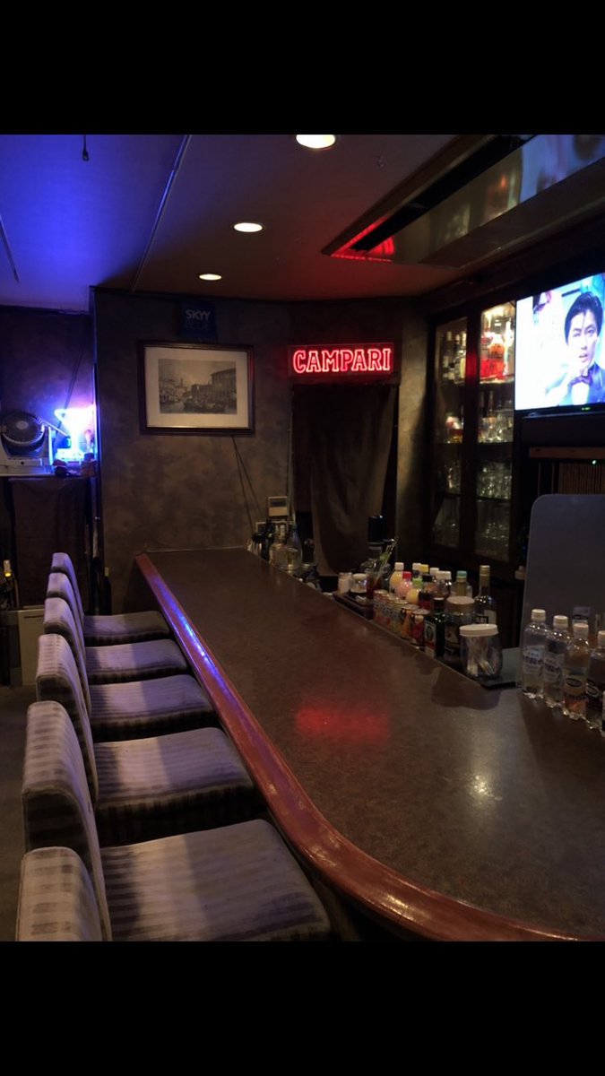 本日６/28(土曜日)も
既にオープンしております(^^)v

今日も明け方過ぎまで営業させていただいております😊✌️

梅雨も明けたみたいですね^ ^
これから夏本番☀️
皆さんクーラーで涼んで🍃
和気藹々♪楽しく会話して過ごしましょう(^^)v

皆様のご来店を心よりお待ちいたしております🙇‍♂️