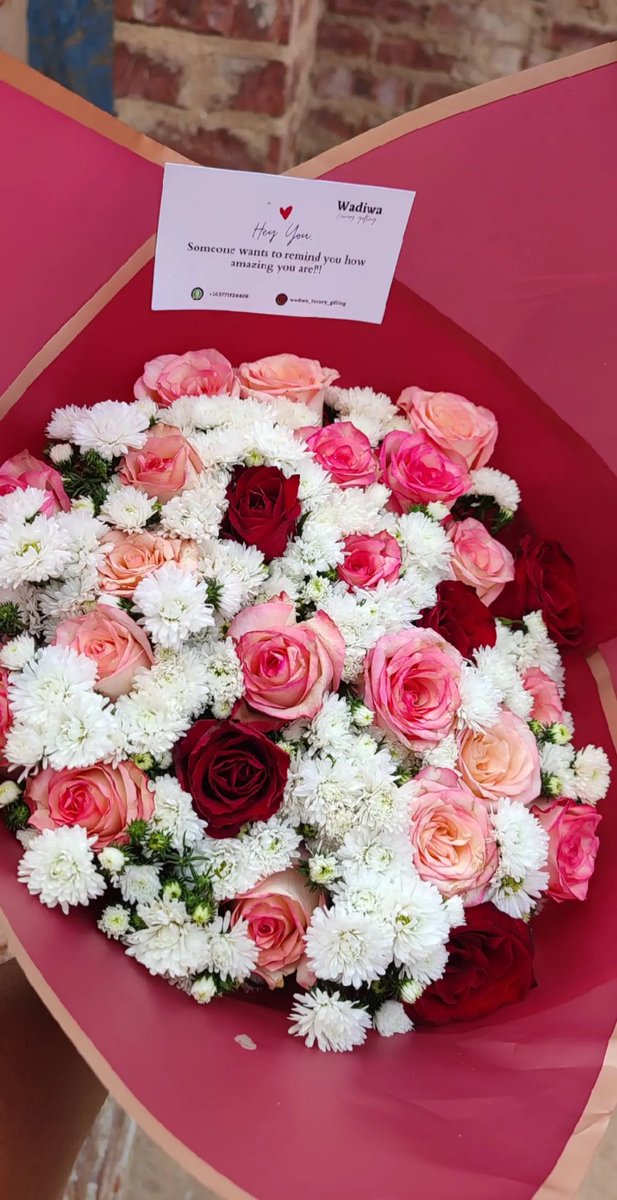 Flowers to make you blush🌺❤️