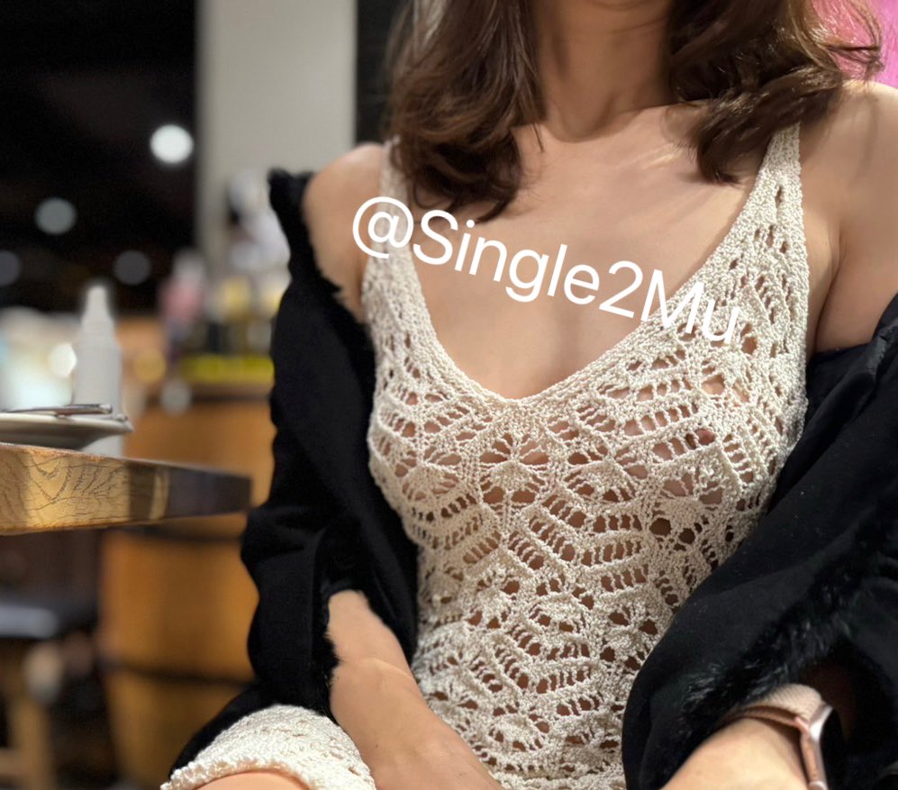 「忘前路忘舊物忘心忘你忘最初，花斑斑留在愛你的路」
很喜歡的一首歌詞