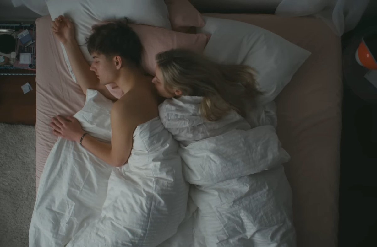 Gigicurioso99's tweet image. Thanks to Tin and Gita for delivering so much emontions. I feel the love, tenderness, happiness, frustration and sorrow etc along the journey. You guys are really amazing actors. And klamaric is best remake of noorhelm without a doubt.😘 #sramhr