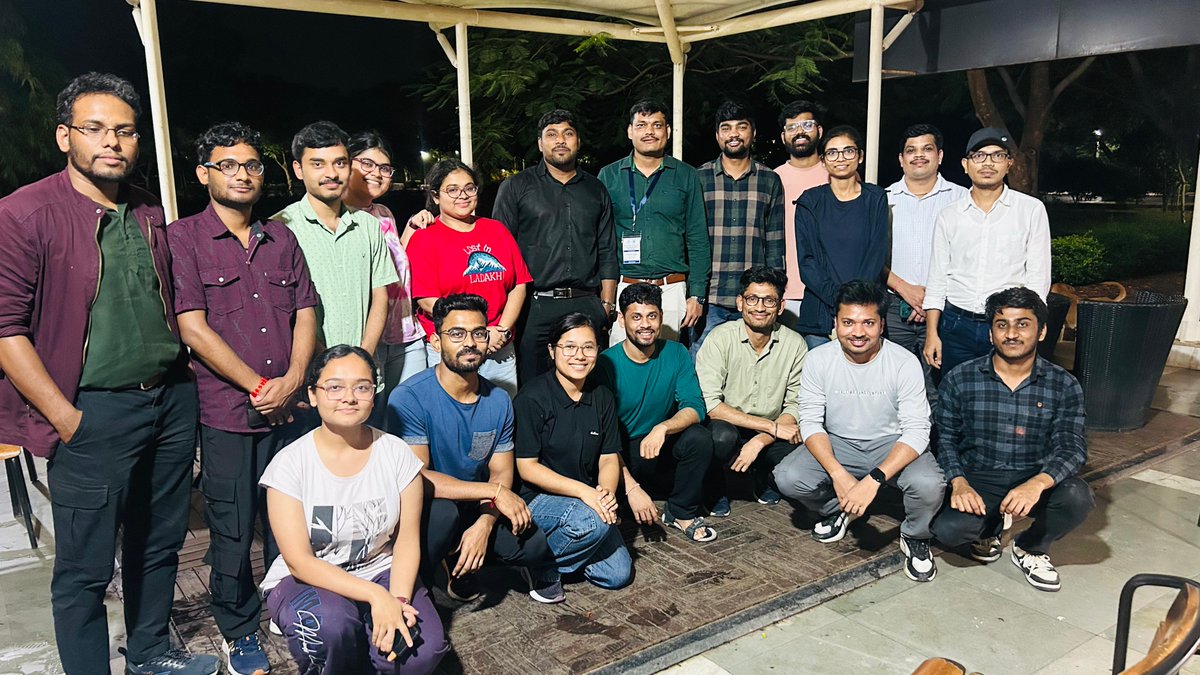 ThePatilGroup's tweet image. Had a great time catching up with our former group members @DrGADEAMOL and @Chem_Aslam! Fun stories, good advice to PhD, and reflections on how the group’s mentorship helps them in their academic journey. @chm_iiserb @iiserbhopal