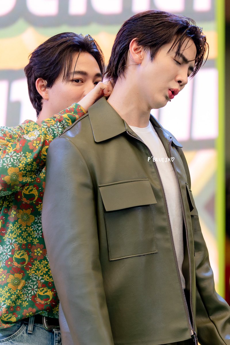 น้องบาสเหมือนแฟนเด็กที่รู้หน้าที่ของตัวเอง เมื่อเห็นว่าแฟนแก่(?)ของตัวเองปวดออดๆแอดๆ😣

MAXKYBAS JOYLAAB LIME

#RosDeemenuXMaxkyBas
#แม็กกี้บาส #maxkybas