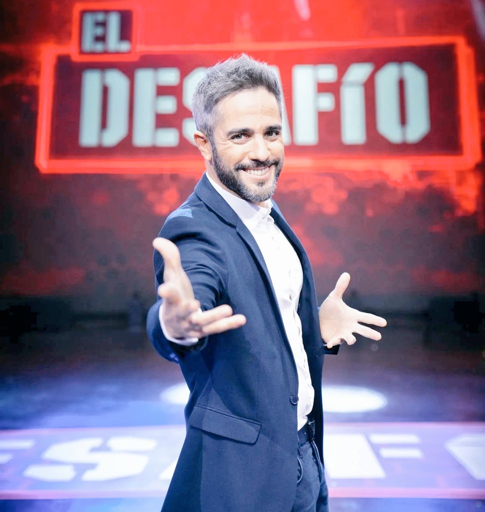 ¡Feliz cumpleaños! Hoy Roberto Leal, presentador de Pasapalabra y El Desafío, que además ha venido unas cuantas veces a El Hormiguero, cumple 46 años 🎂 

FELICIDADES MÁQUINA <a href="/RobertoLealG/">Roberto Leal 🪁</a> 🎂

#RobertoLeal #RobertoLealEH #ElHormiguero #ElDesafio #Pasapalabra #Antena3