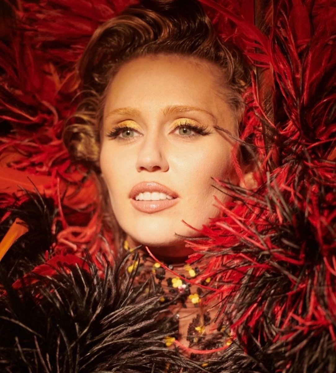 Miley’s mind is insane. 

In the first song of the album, “Something Beautiful” she’s singing about this toxic obsessive love that she craves and wants even though it’s literally “eating (her) soul” and destroying her. In the visuals she is in this grass like outfit, similar to