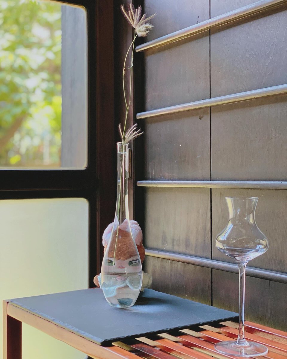 Who allowed you to be this cute ?