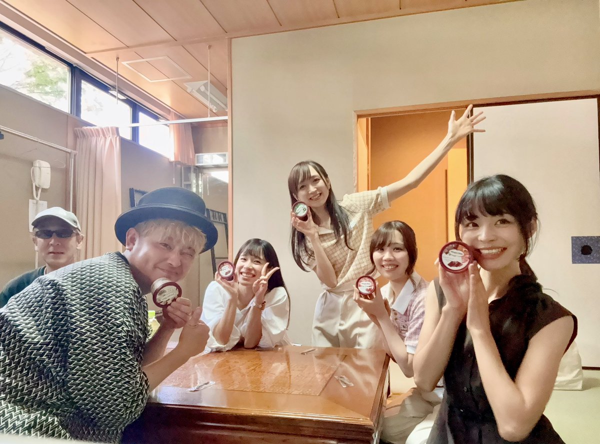 YouLip003's tweet image. 『みんなで温泉旅館来たよ〜♨️』
みたいな一枚😂✨笑
  #ふっかぱーちぃ