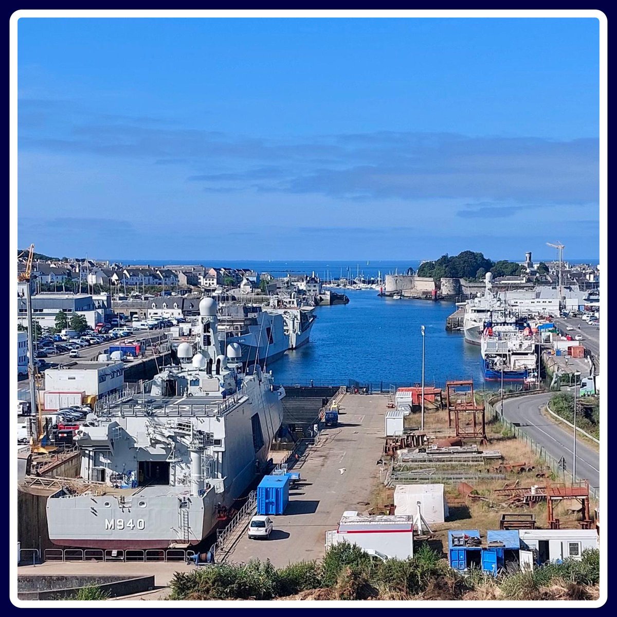 De eerste vijf schepen van het nieuwe Belgisch-Nederlandse mijnenbestrijdingsprogramma liggen al in het water. De toekomst vaart ons tegemoet.
<a href="/navalgroup/">Naval Group</a> <a href="/PIRIOU_Group/">PIRIOU</a>
<a href="/BelgiumNavRob/">BELGIUM NAVAL & ROBOTICS</a>