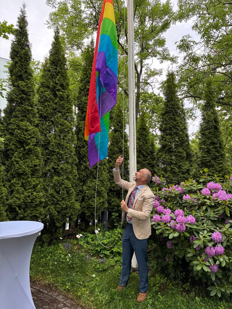 Happy Pride 2025 from <a href="/EmbEspFinlandia/">Embajada de España en Finlandia</a>