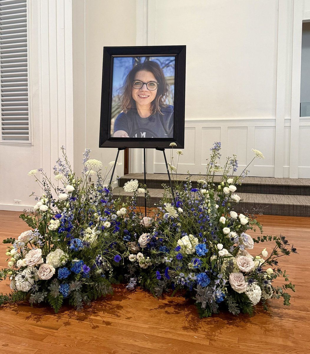 My heart aches 
I’m also so grateful
So blessed to know her,to have had her friendship &amp; to have known great love, the group of friends she brought together,lives she touched
Thankful to be together to mourn &amp; celebrate Jen’s life
Yet,
No less angry at the injustice than God is💔