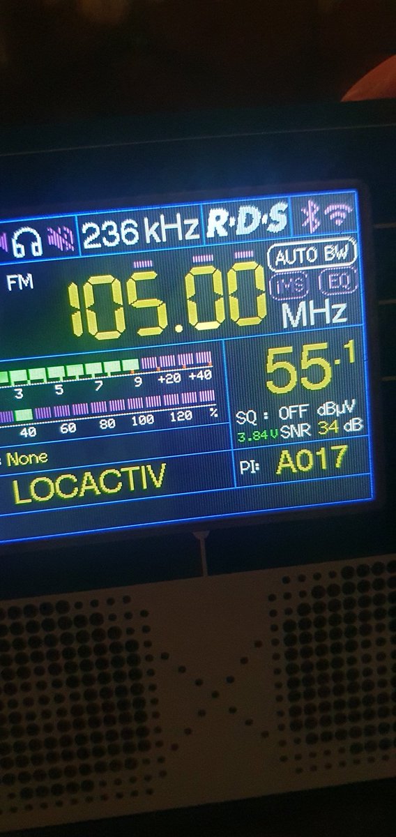 Llevamos 2 días de tropo relativamente buenos. De esporadica ni hablamos.. pero es lo mismo de siempre. Emisoras de albacete y cuidad real y cuenca que en condiciones normales no se oyen.Lo más poderosa es locactiva en 105.0 pedroñeras que a veces supera a los locales de la zona