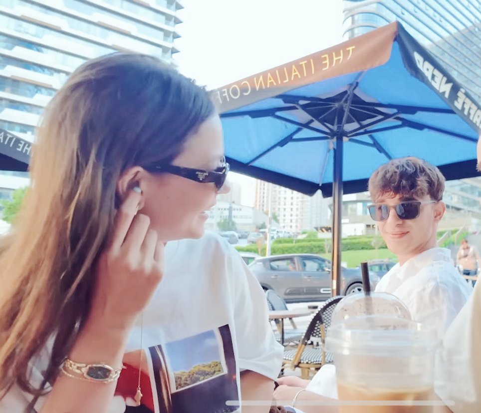 “Euzu bi kelimatillâhi't-tâmmeti min kulli şeytanin ve hammetin ve min külli aynin lammeh.”