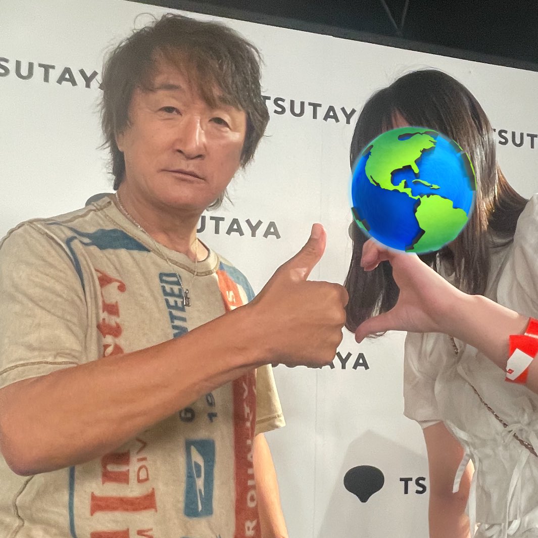 刃牙博、トークショー楽しかったに🧏🏻

お洋服可愛いてゆってくれたらゔ😖
板垣先生このポーズわかってなくて可愛かった🫶🏻