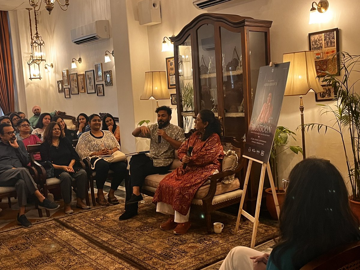 iameshansharma_'s tweet image. Two Favourites in One Frame. @hussainsadaf1 in conversation with @Asma_KhanLDN