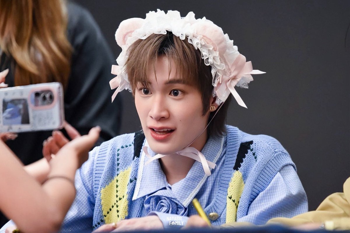 NatasitFamily's tweet photo. ก็ยังเร้กจิ๋วอยู่มากกกกกกกๆๆเลยค่ะ 🥹🤲🏻

#NANYUEJIMaxNatFansign
@natasittttt ; #natasitt https://t.co/Oan3elwsm8