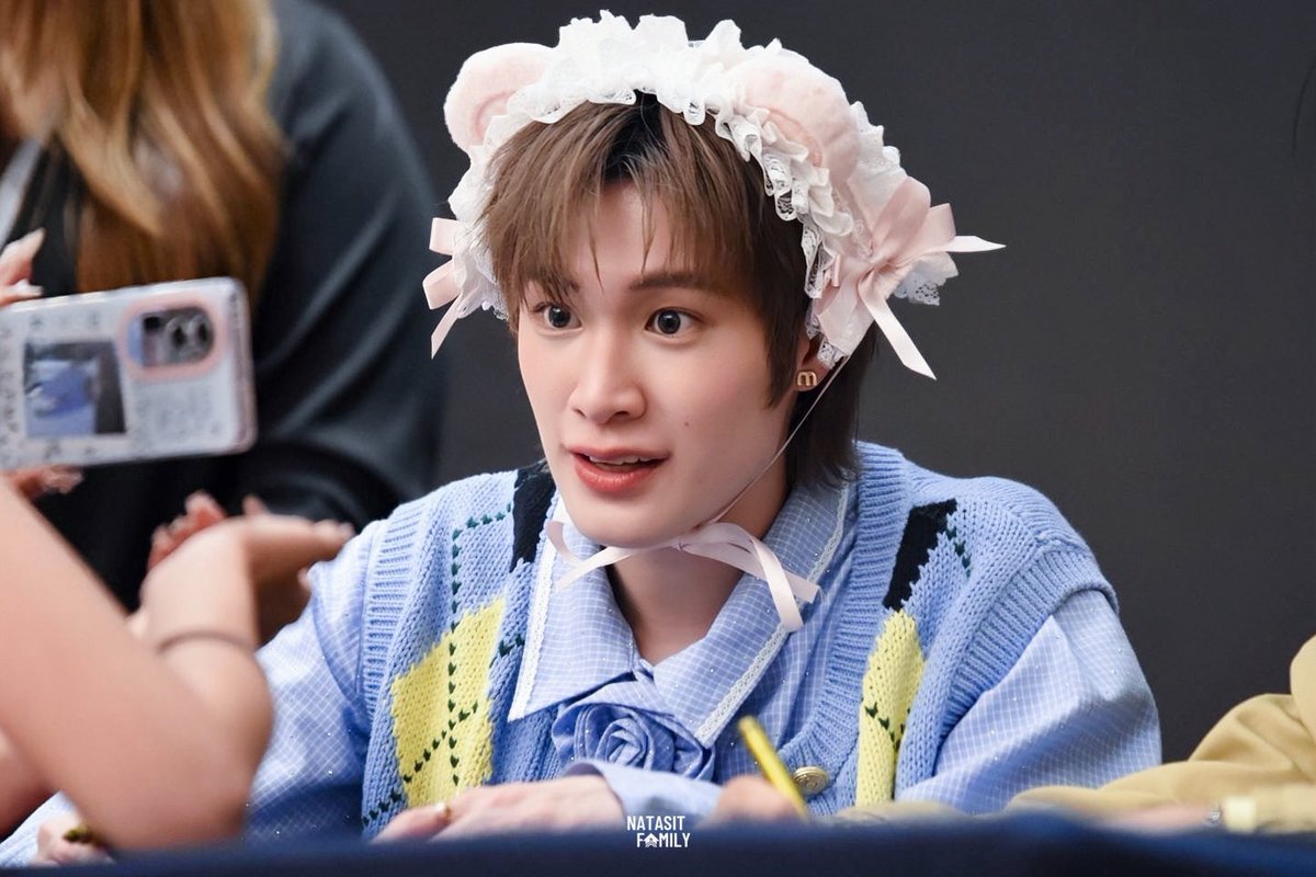 NatasitFamily's tweet photo. ก็ยังเร้กจิ๋วอยู่มากกกกกกกๆๆเลยค่ะ 🥹🤲🏻

#NANYUEJIMaxNatFansign
@natasittttt ; #natasitt https://t.co/Oan3elwsm8