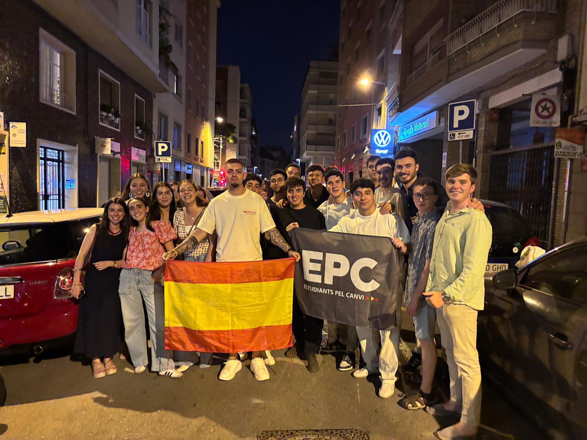 ESTUDIANTS PEL CANVI (@estudiantscanvi) on Twitter photo ¡CENA DE EPC FINAL DE CURSO 24/25! 🔥🇪🇸
El futuro nos pertenece 🔜 ¡CENA DE EPC FINAL DE CURSO 24/25! 🔥🇪🇸
El futuro nos pertenece 🔜