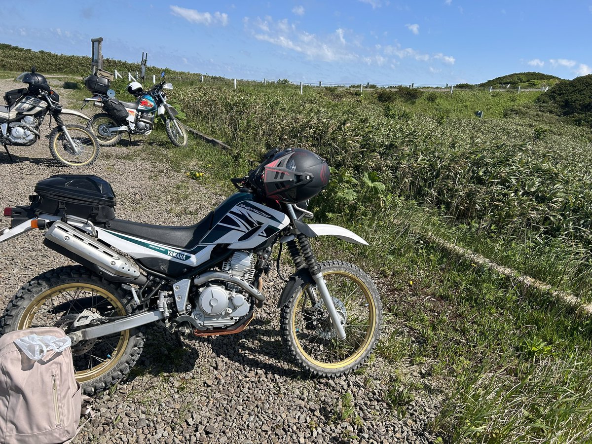 modlerrider's tweet photo. 初函岳。札幌日帰りはなかなか強行スケジュールでしたが天候も予報通り☀️。頂上用のおにぎりは格別でしたね。ここは、毎年のチャレンジルーティン化にします。
#バイク https://t.co/qgmeXLH4Bl